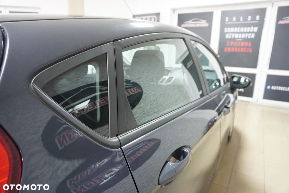 Ford Fiesta 1.25 Ambiente - 11