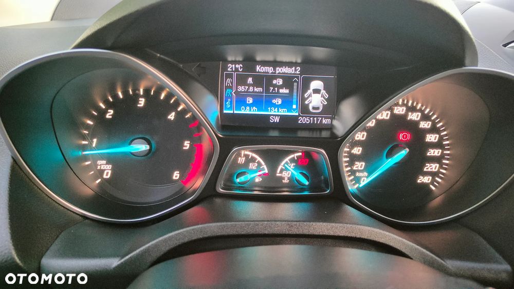 Ford Kuga 2.0 TDCi 4x4 Individual - 26