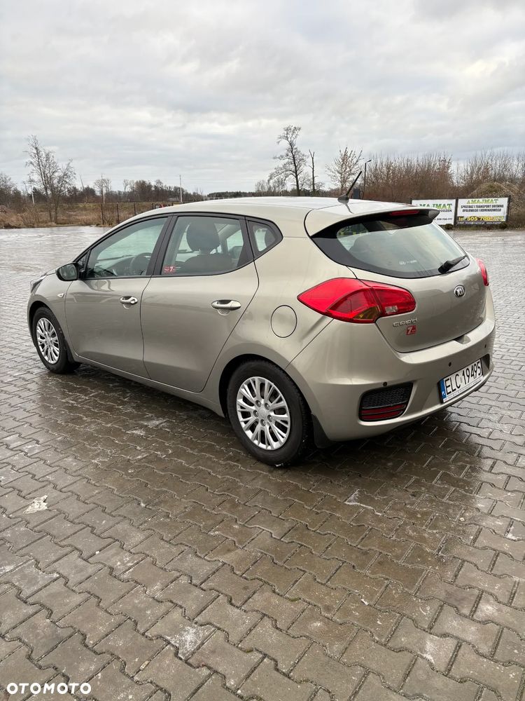 Kia Ceed 1.4 S - 6