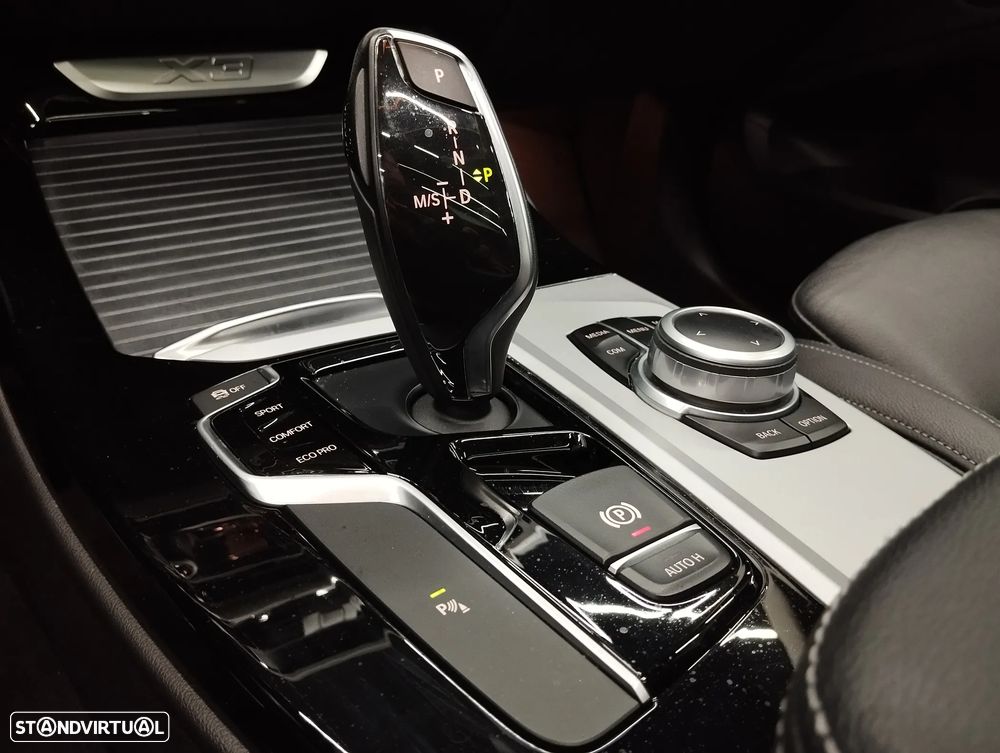 BMW X3 18 d sDrive Advantage Auto - 41