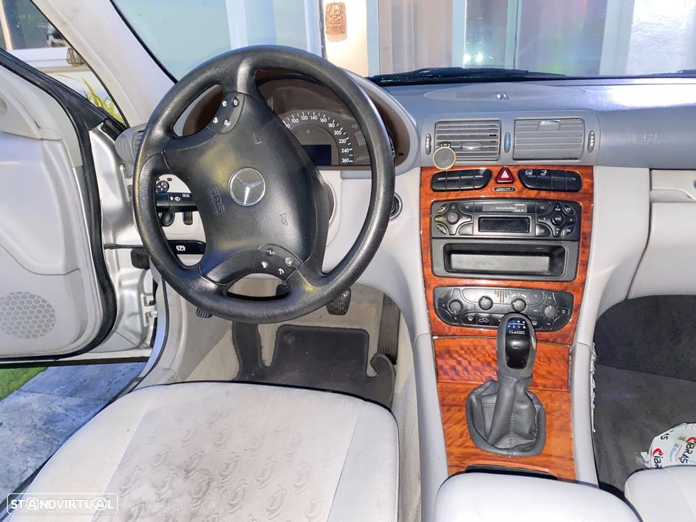 Mercedes-Benz C 220 CDi Classic - 8