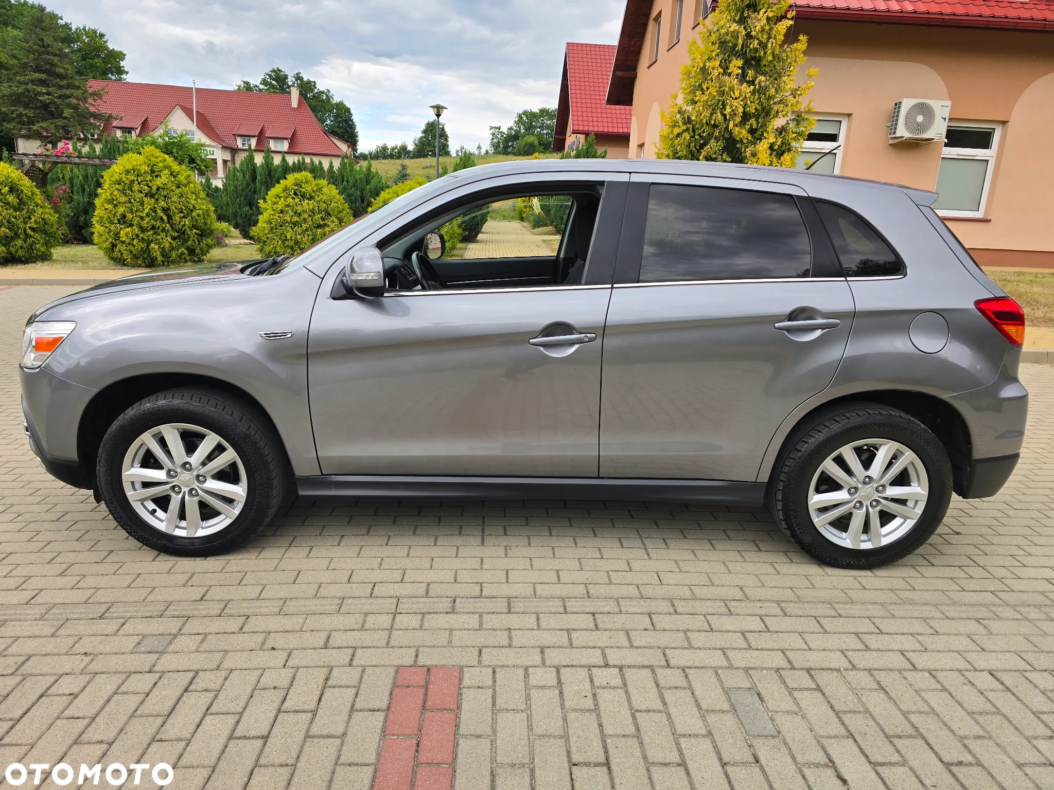 Mitsubishi ASX 1.6 2WD Comfort Edition - 11