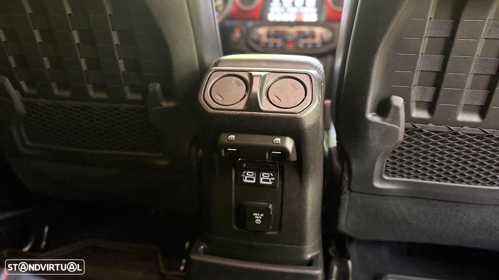 Jeep Wrangler — fotografia 27