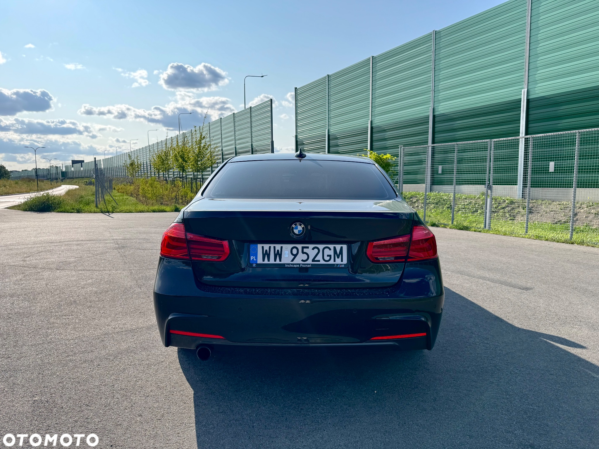 BMW Seria 3 318i - 5