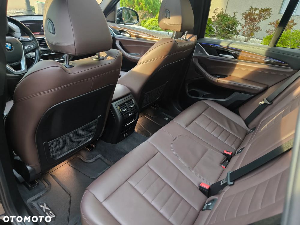 BMW X3 xDrive30i Luxury Line - 13