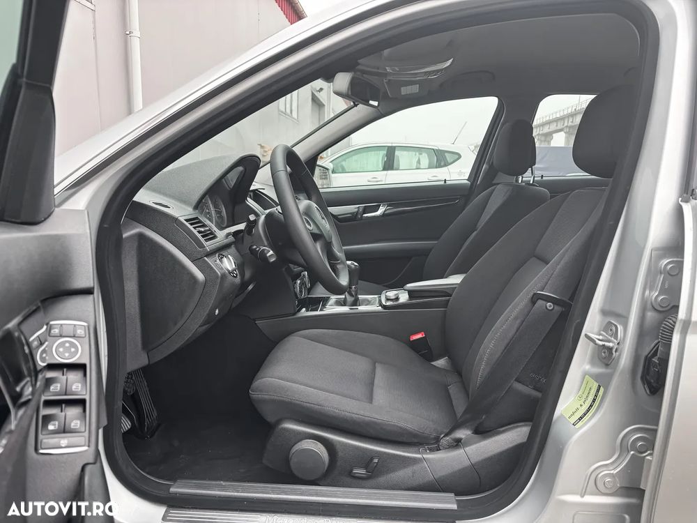 Mercedes-Benz C 200 CDI BlueEFFICIENCY - 8
