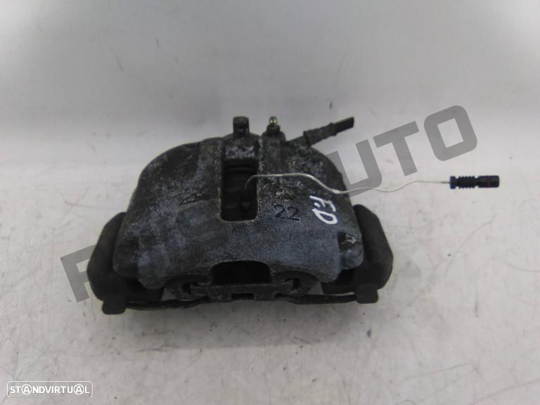 Bomba Travão Frente Direita  Mercedes T1 (601) [1977_1998] 208 - 1