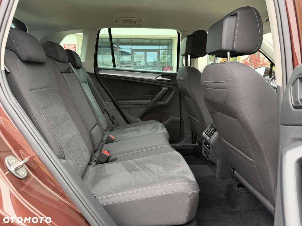 Volkswagen Tiguan - 33