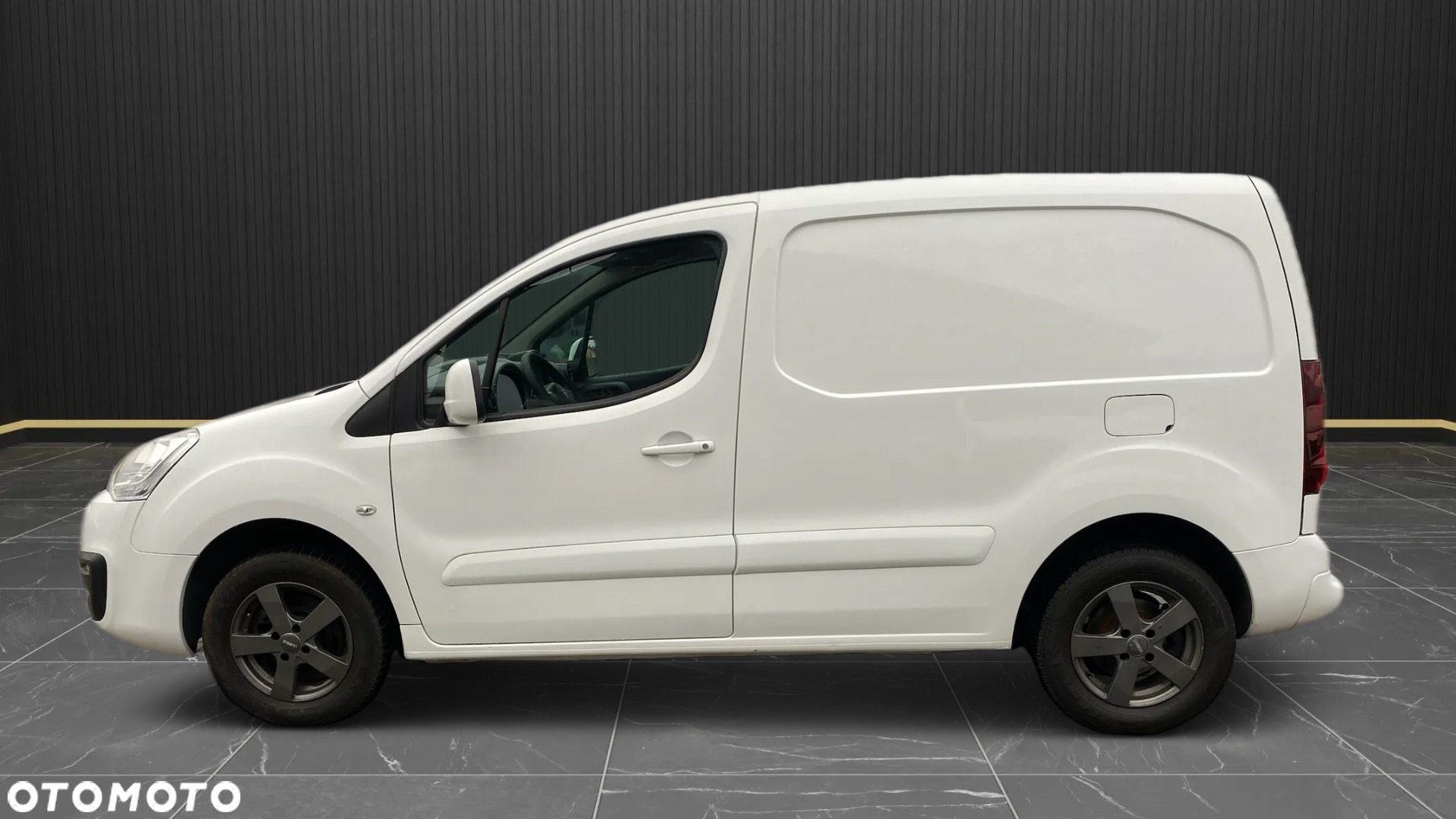 Citroën BERLINGO - 8