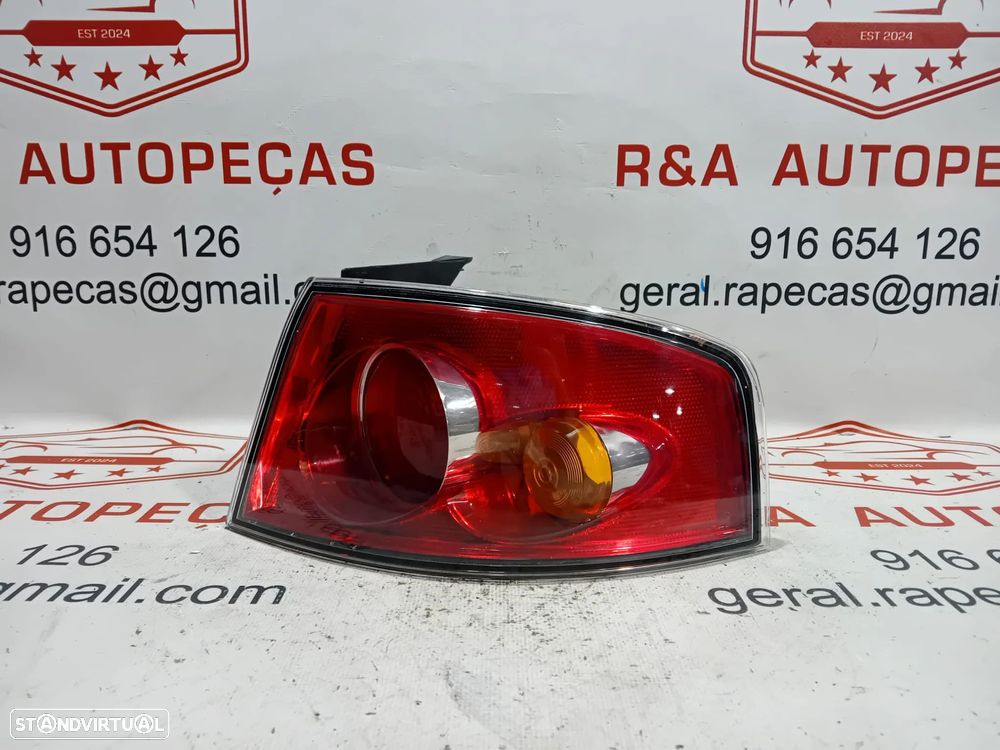Farolim Direito Mala Carroceria Seat Ibiza 6L Original - 2
