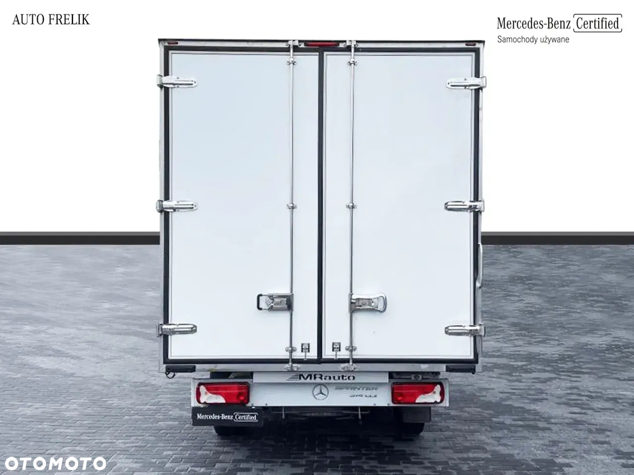 Mercedes-Benz Sprinter - 4