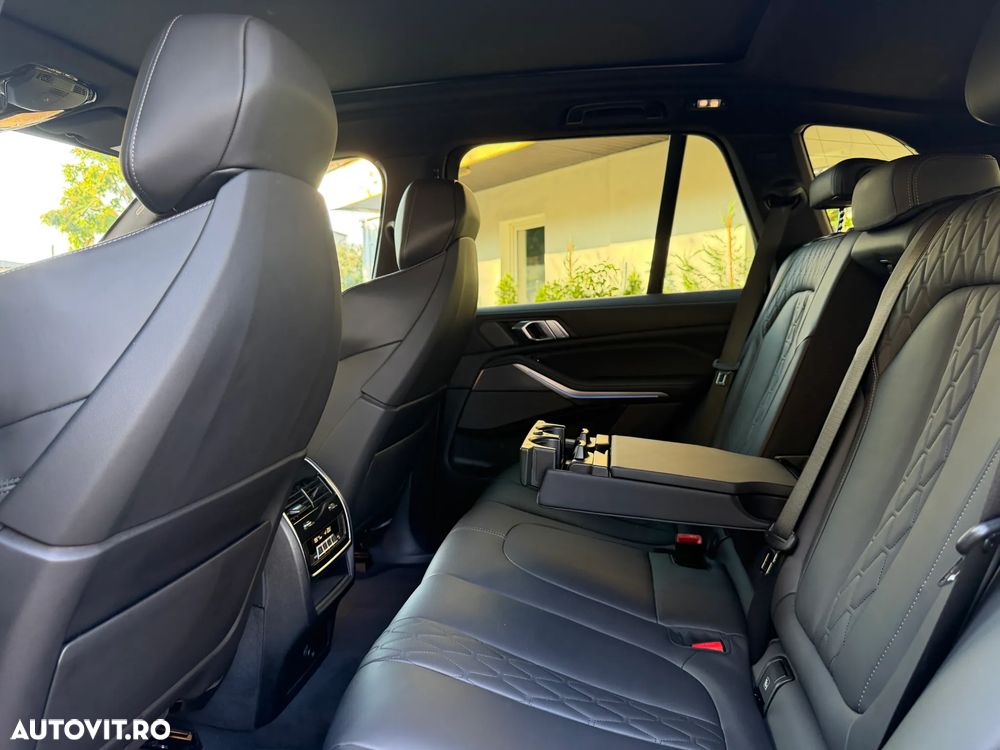 BMW X5 xDrive45e - 11