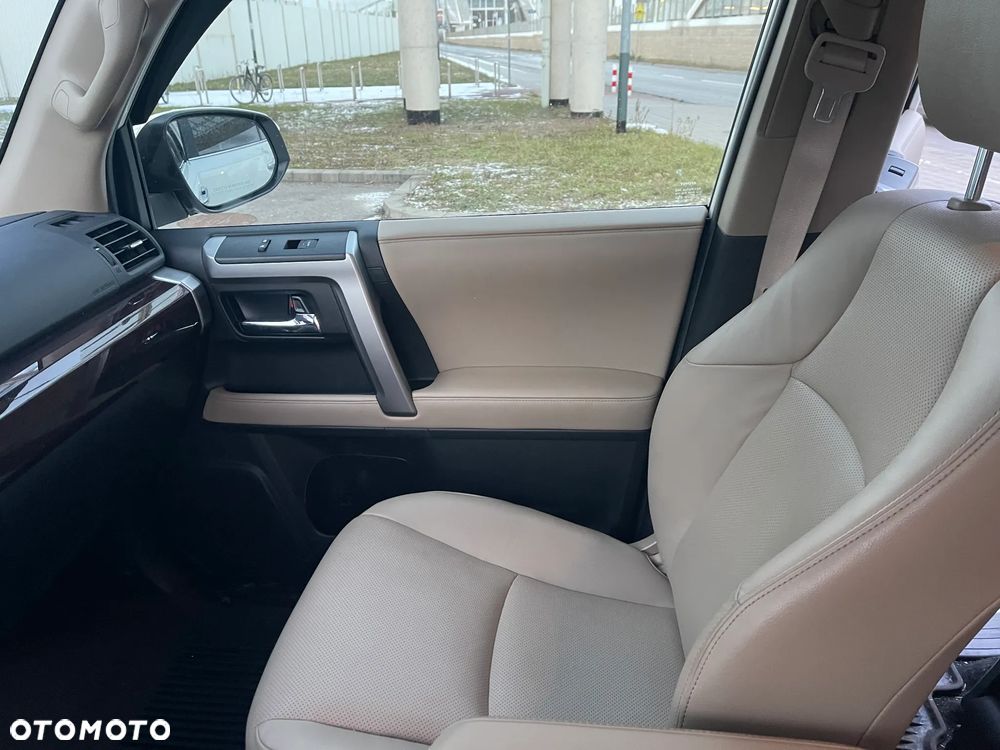 Toyota 4-Runner - 22