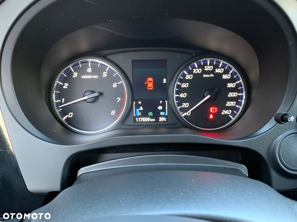 Mitsubishi Outlander - 23