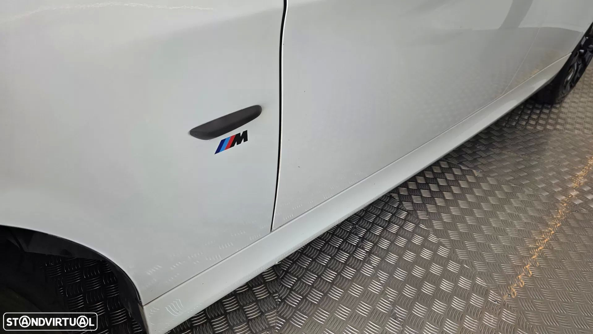 BMW 320 d Touring Pack M - 30