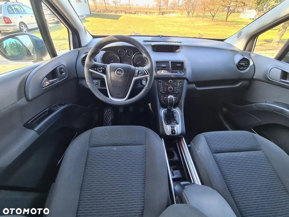 Opel Meriva - 17