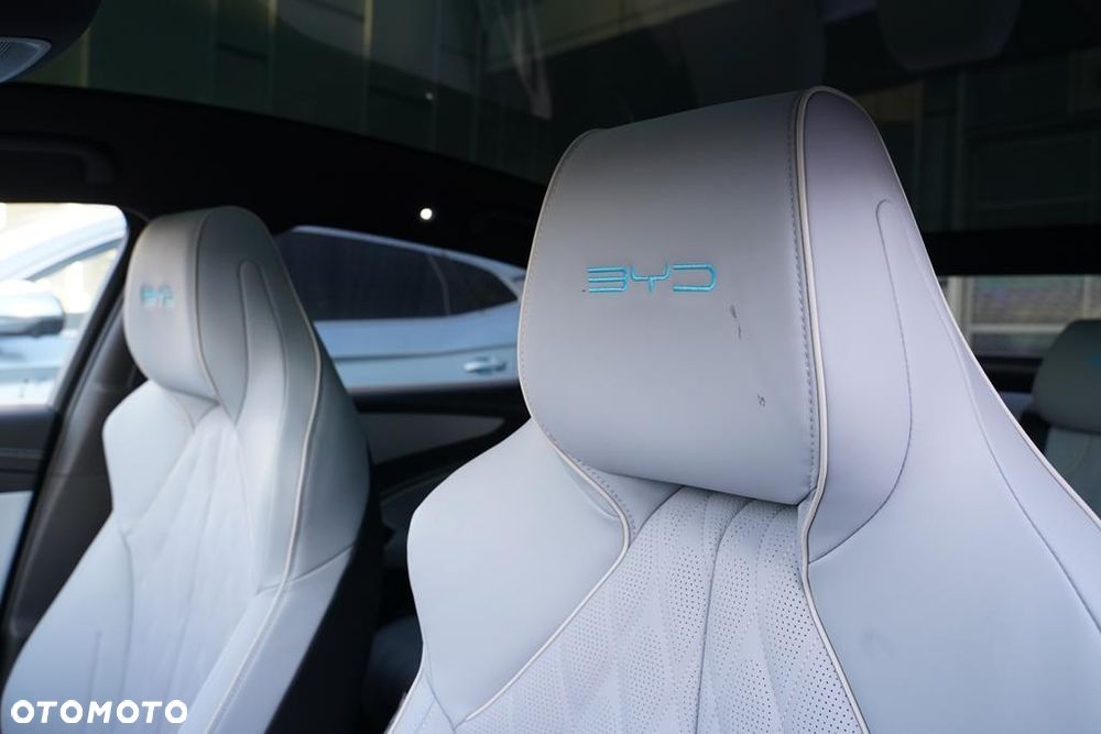 BYD Seal 82.5kWh Excellence AWD - 13