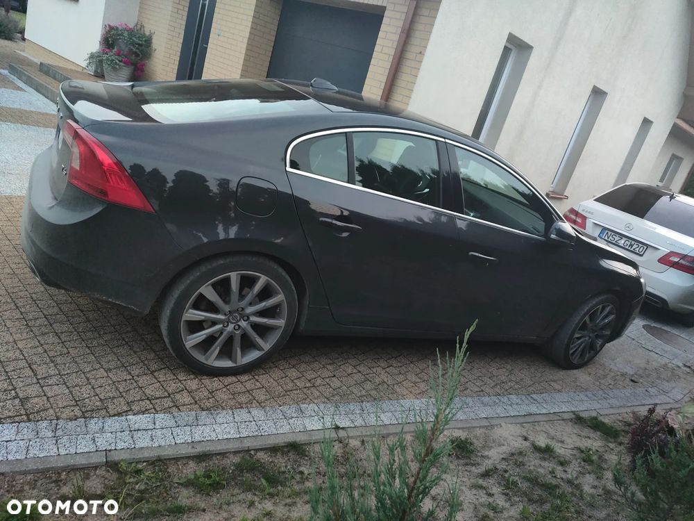 Volvo S60 - 4