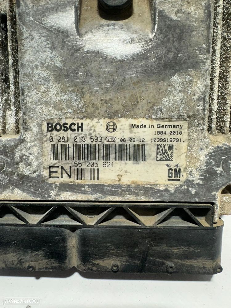 .Centralina Motor Original Bosch GM Opel 1.9 CDTi 120cv 8v 55205621 0281013593 2005 - 2012 - 8