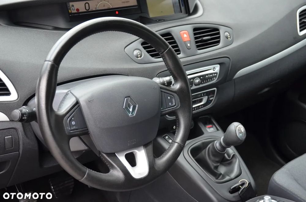 Renault Scenic 1.6 16V 110 LIMITED - 23