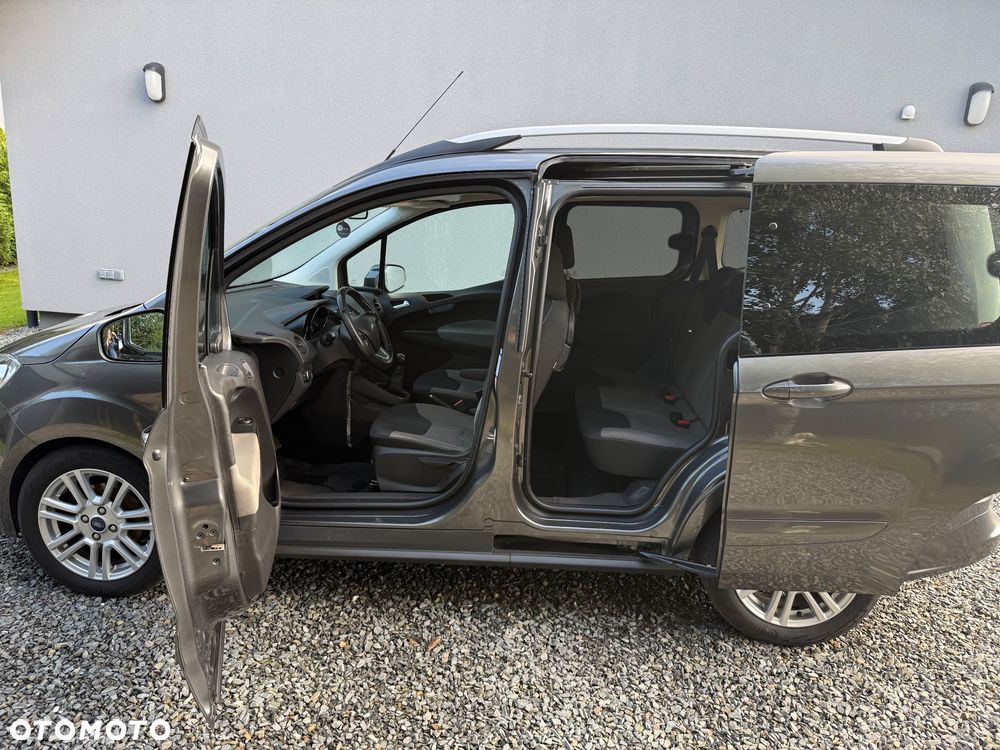Ford Tourneo Courier 1.0 EcoBoost Titanium - 3