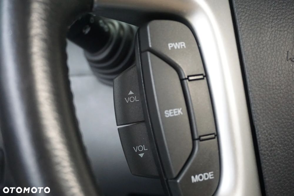Chevrolet Captiva 2.4 2WD 5 Sitzer LS - 37