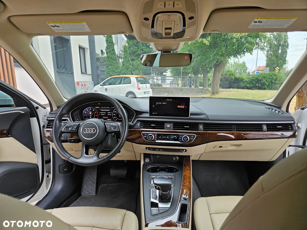 Audi A4 Limousine 2.0 TFSI ultra S tronic design - 12