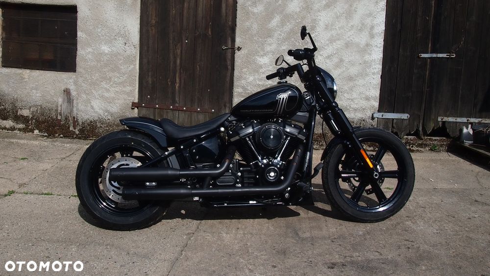 Harley-Davidson Softail Standard - 4