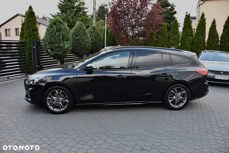 Ford Focus 1.5 EcoBlue Start-Stopp-System ST-LINE X - 25