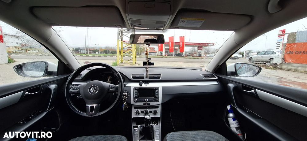 Volkswagen Passat Variant 1.6 TDI BlueMotion Technology Comfortline - 10