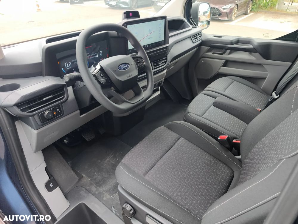 Ford Transit Custom - 11