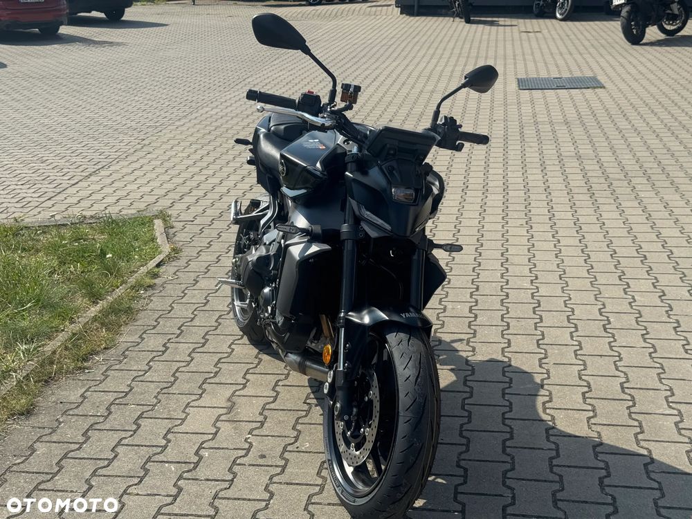 Yamaha MT - 2