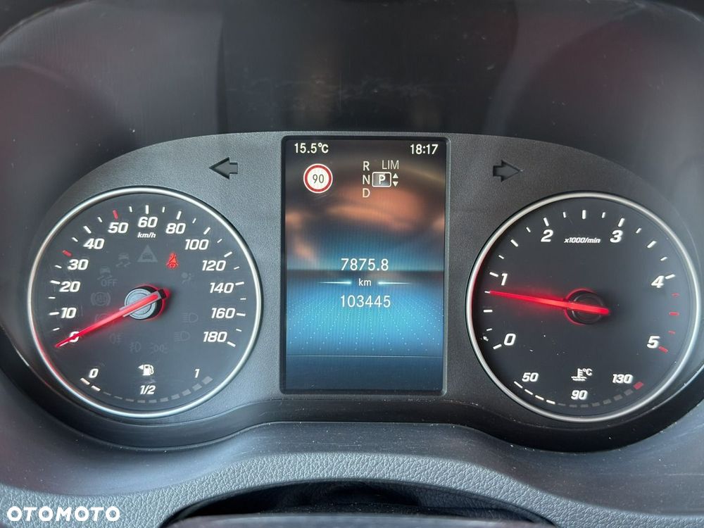 Mercedes-Benz Sprinter - 21