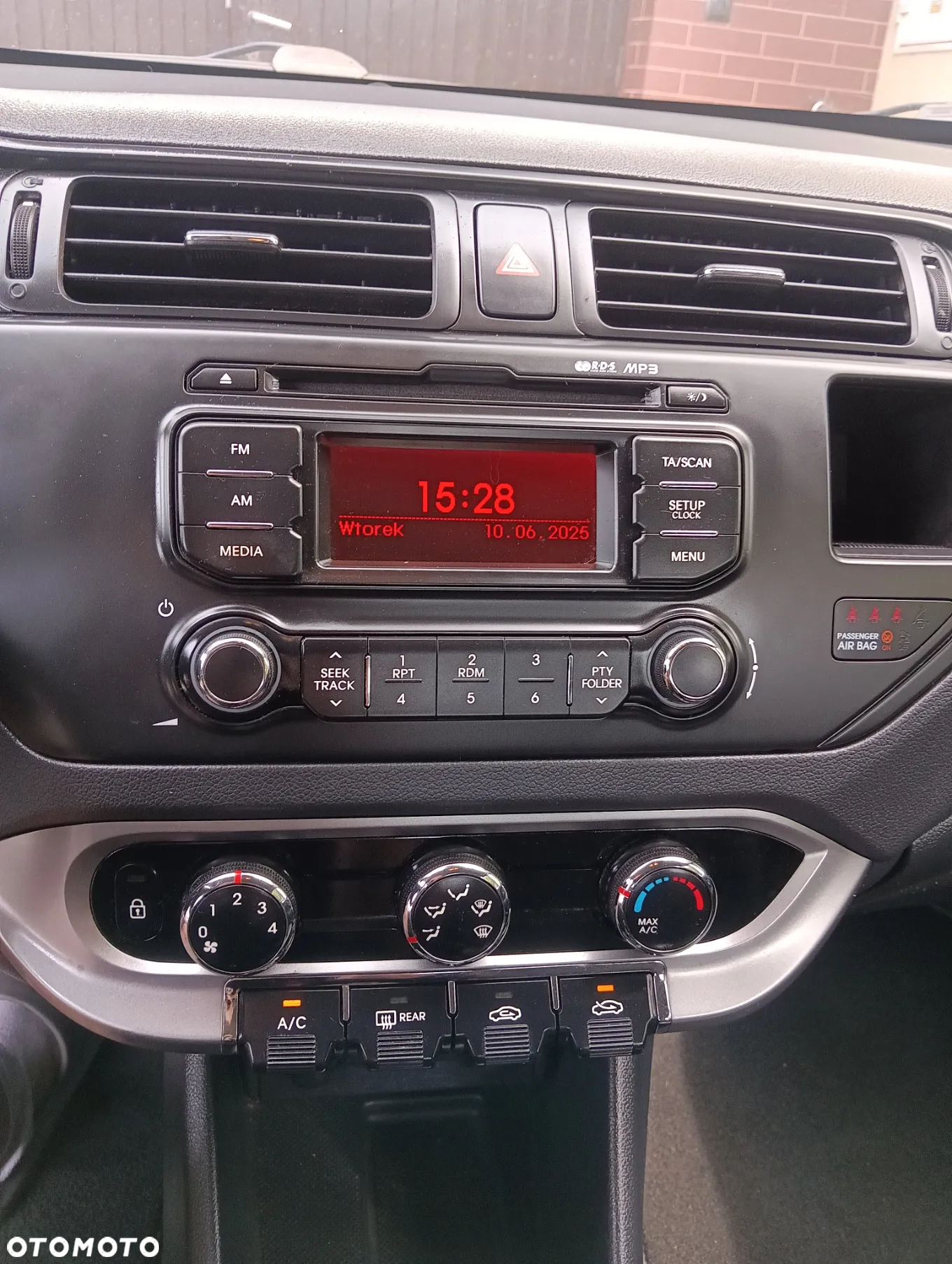 Kia Rio 1.2 Edition 7 - 23