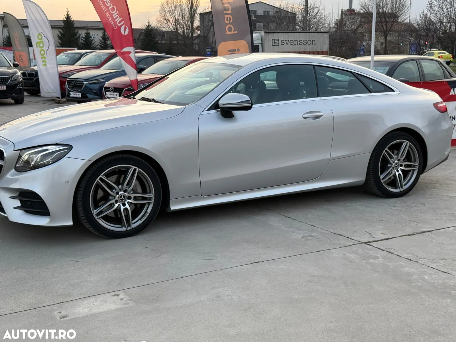 Mercedes-Benz E - 33