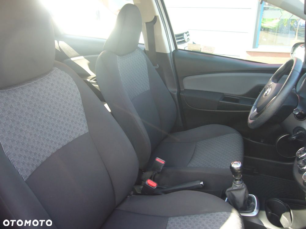 Toyota Yaris 1.33 Active - 19