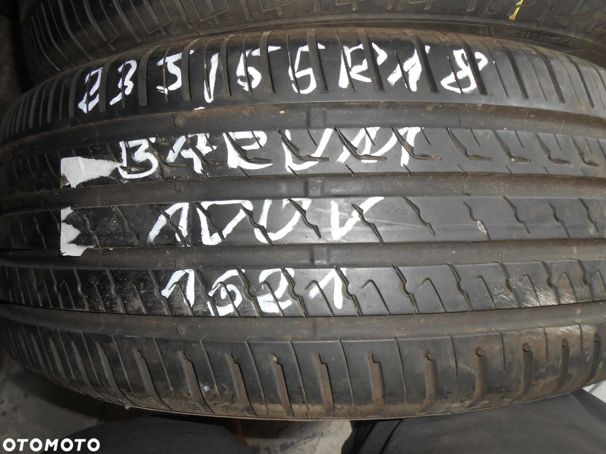 OPONY 235/55R18 BARUM BRAVURIS 5HM DOT 1621 7.7MM - 3