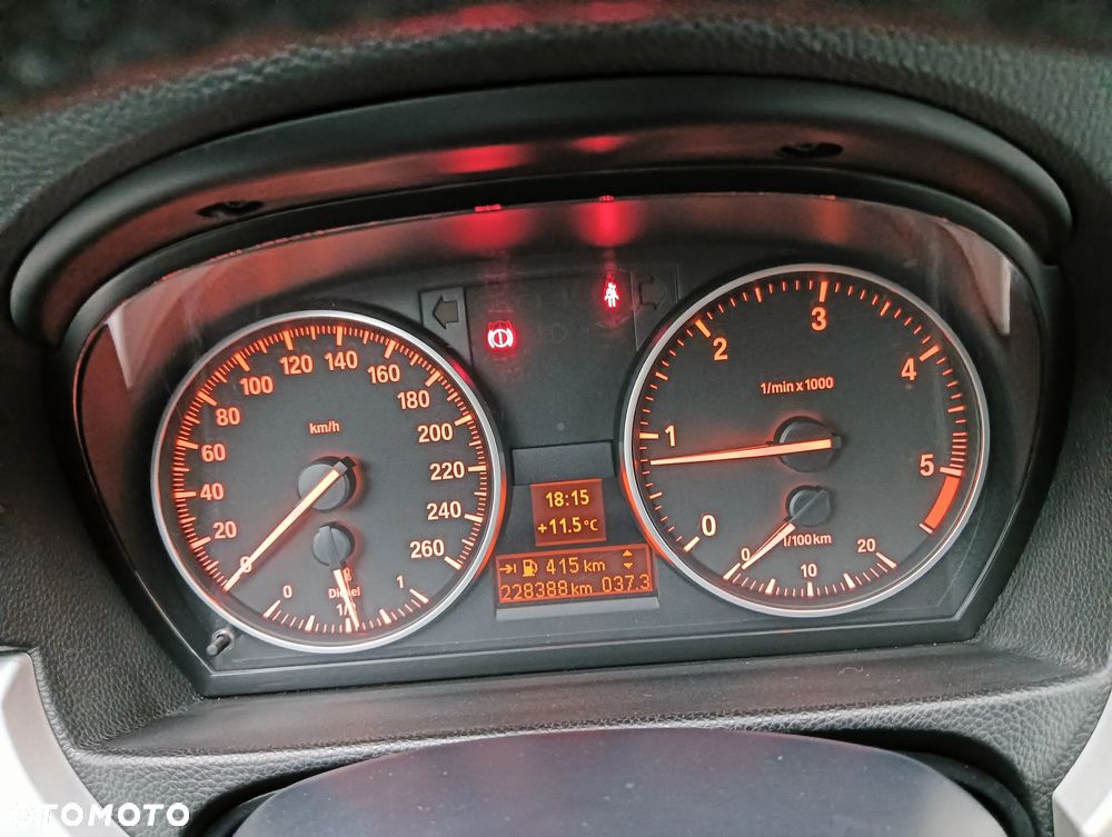 BMW Seria 3 - 23