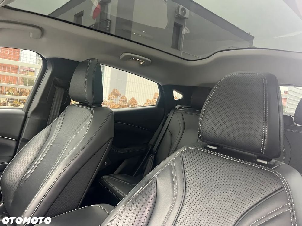 Ford Mustang Mach-E AWD - 14