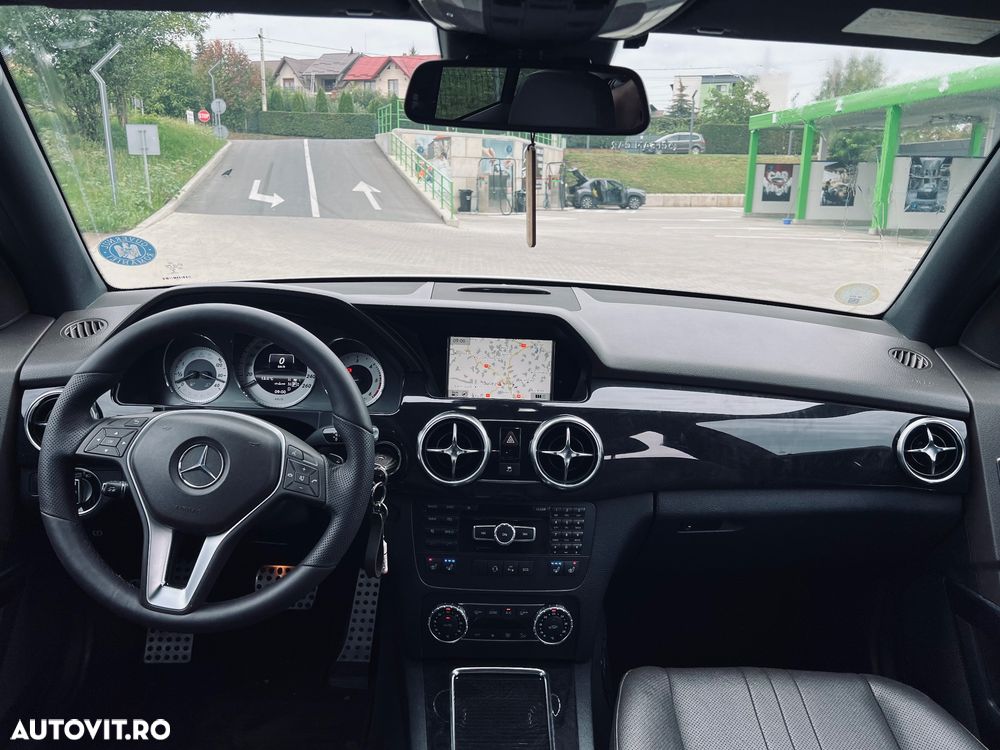 Mercedes-Benz GLK 250 CDI DPF 4Matic BlueEFFICIENCY 7G-TRONIC SPORT EDITION - 11