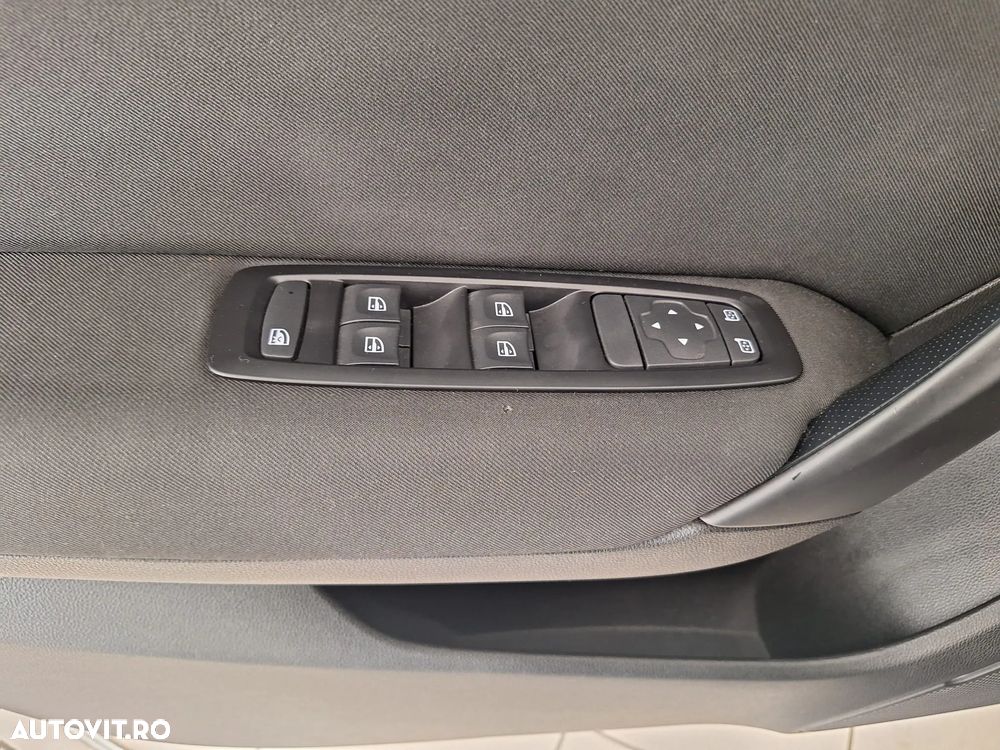 Renault Megane TCe 140 EDC GPF Equilibre - 28