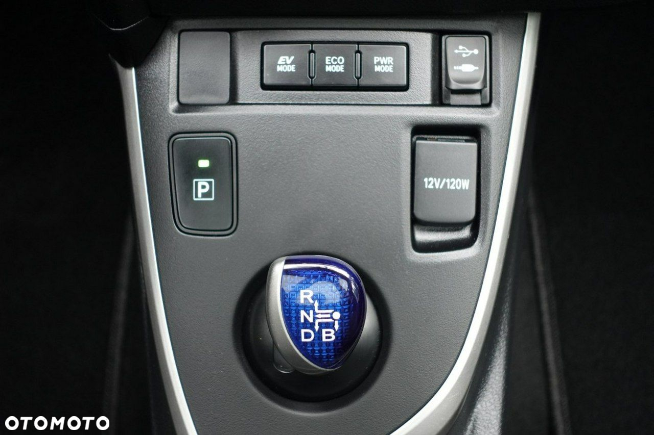 Toyota Auris - 19