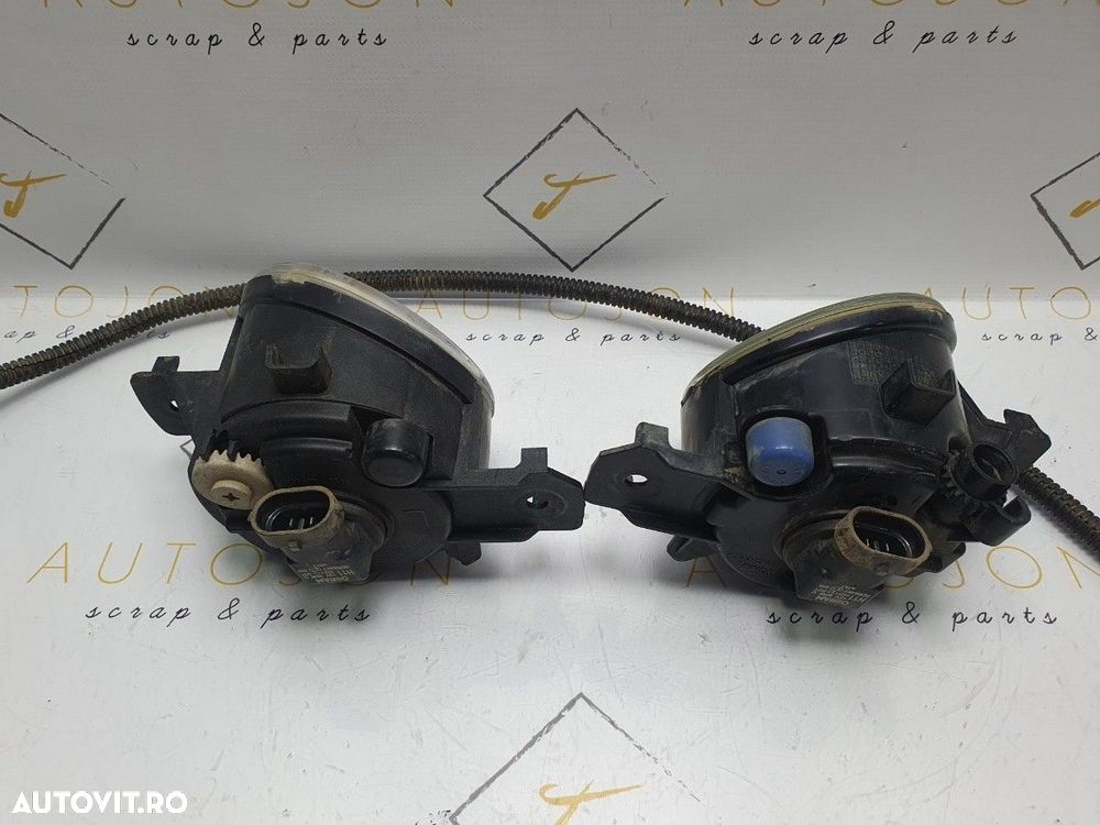 Proiectoare ceata si instalatie RENAULT SYMBOL I (LB0/1/2_) [ 2001 - 2008 ] OEM 8200002470 / 8200458429 - 2