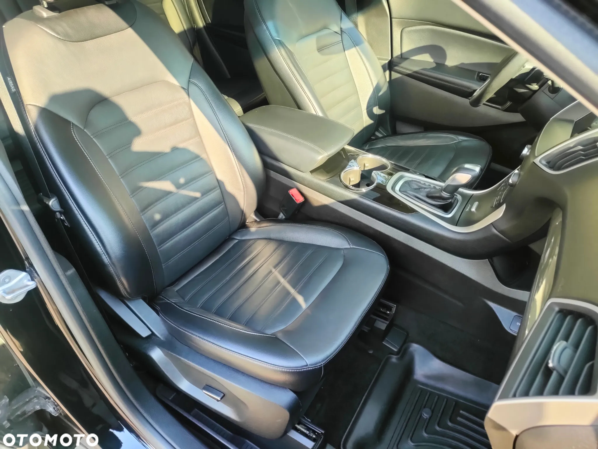 Ford Edge - 11