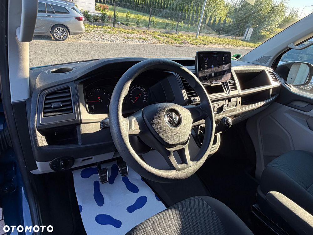 Volkswagen Transporter - 8