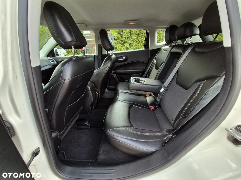Jeep Compass 1.4 MultiAir Business Line - 23