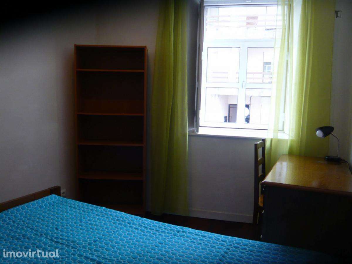 Quarto - localizado em Bairro do Sol Coimbra - Grande imagem: 2/11
