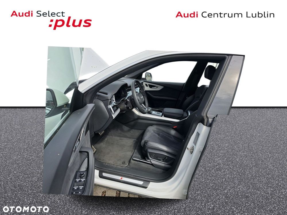 Audi Q8 - 11