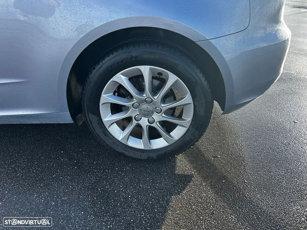 Audi A3 1.2 TFSI Attraction - 10