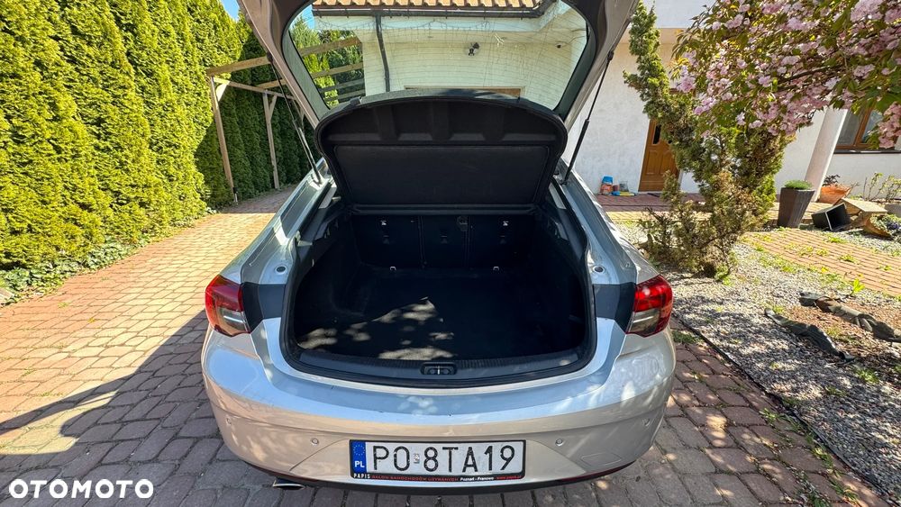 Opel Insignia 2.0 CDTI 4x4 Elite S&S - 10
